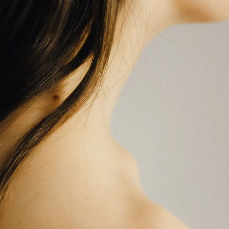 ageing neck london